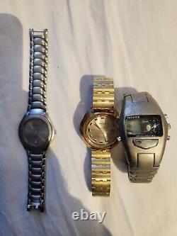 10 NOT-working watches. Rado, Seiko and more. See the pictures. No one works! Lot