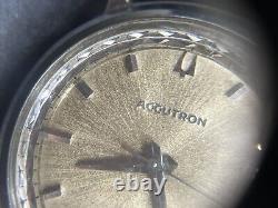 1963 Accutron 214 2446 Wristwatch (For Parts)