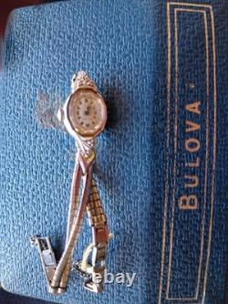 7 Vintage Watches Including Bulova With Cases Not Working Base Metal
