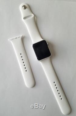 Apple Watch 42mm Silver Aluminum White Sport Band 4J3N2Z/A NO POWER Read
