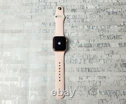 Apple Watch SE 40mm Rose Gold GPS Bluetooth Smartwatch w Band A2351 AS IS Locked