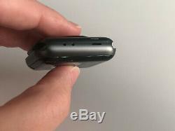 Apple Watch Series 3 38MM GPS Space Gray (Aluminum) CRACKED SCREEN