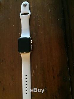 Apple Watch Series 3 38mm Gold Aluminium Case Pink Sand Sport Band (GPS + LTE)