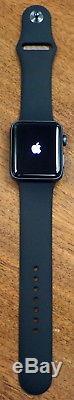 Apple Watch Series 3 42mm Space Gray Aluminum Black Sport Band (GPS), iCloud