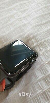 Apple Watch Series 3 42mm Space Grey Case Grey Strap BOXED Not fully functional