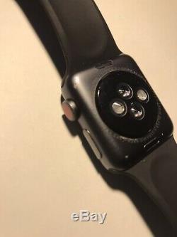 Apple Watch Series 3 GPS + LTE 38 mm Space Gray Aluminum Case iCloud ON