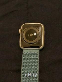 Apple Watch Series 4 44 mm Silver Aluminum Case with Cape Cod Blue Sport Loop