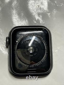 Apple Watch Series 5 (GPS, 40mm) Gray Aluminum Case (No Screen)