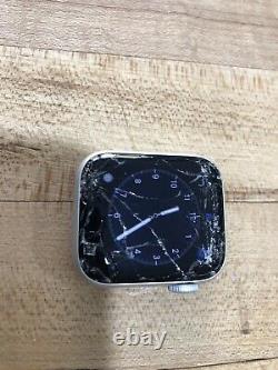 Apple Watch Series 5GPS ONLY Smartwatch Aluminum