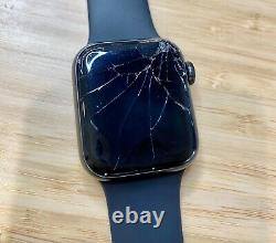 Apple Watch Series 6 40mm GPS Space Gray w Black Sport Band (Broken Screen)