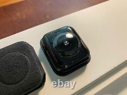 Apple watch series 5 40mm Titanium Cellular Space Black icloud for parts
