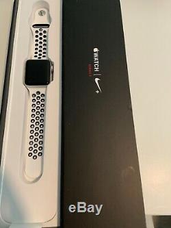 As Is Cracked Broken Apple Watch Series 3 Nike+ 38mm Cellular GPS LTE With Band