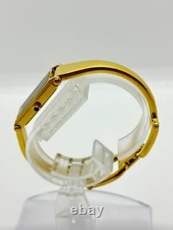 As-Is Gucci 1500L Watch Ladies 12mm Vintage Gold Black Not tested For Parts