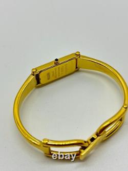 As-Is Gucci 1500L Watch Ladies 12mm Vintage Gold Black Not tested For Parts