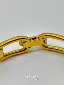 As-Is Gucci 1500L Watch Ladies 12mm Vintage Gold Black Not tested For Parts