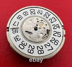 Authentic Hamilton Eta 2826 -2 Mens Automatic Movement For Parts Or Repair