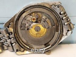 Automatic 30 Jewels Case / Movement Repair Spare Parts Purpose Swiss Vtg. Watch
