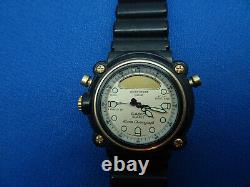 CASIO 364 aw-302 ANA DIGITAL LCD VINTAGE WATCHES FOR RESTORATION OR PARTS 1 RUN