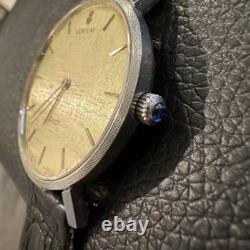 CORUM quartz watch doen't work For parts leather box case warrany vintage? Mzmr? A