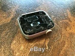 CRACKED Apple Watch Series 4 40mm Silver Aluminum Case (GPS + Cellular)