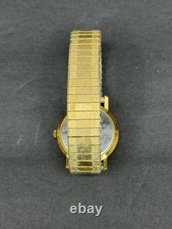 ELGIN 17 Jewel Date Watch Germany UNTESTED SOLD AS IS FOR PARTS OR REPAIR