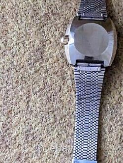 For Parts Men's WALTHAM Dynax QUARTZ doesn't work watch VACUUM 520270623 YZ