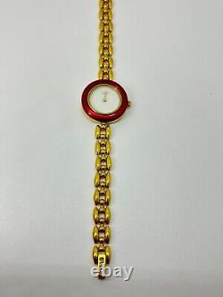 GUCCI 11/12 Change Bezel Watch White Dial metal Red Watch Not tested For Parts