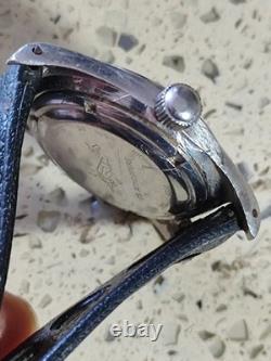 Great Vintage Monvis Diver Glucydur Automatic Cal F4007N 35mm Not Work Rear