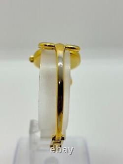 Gucci Watch 1600 25mm Women's Gold Vintage Watch sold as-is For Parts Or Repair