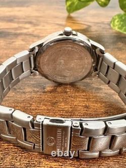 Junk Snoopy Limited Watch Silver Dial Broken Crystal 35mm 18cm Battery Replaced