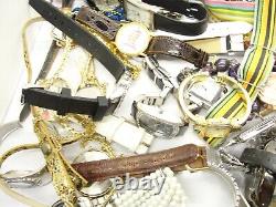 Lot of 16 lbs 150+ Men Women Watches Wear Parts Repair L#16