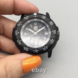 Luminox Navy SEALs Watch Mens Diver 200m Date BROKEN FOR PARTS OR REPAIR