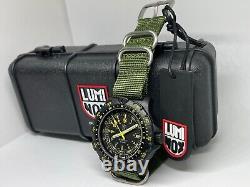 Luminox Recon Point Black & Military Green Band 8826. MI Series Watch (Damaged)