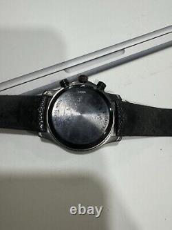 Men gucci watch(For Parts Or Repair)