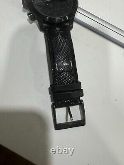 Men gucci watch(For Parts Or Repair)