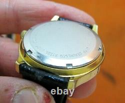 Movado F300 Electronic Gold Plate Tuning Fork Men's Watch Not Working