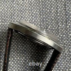 Omega Constellation Chronometer f300Hz Jumbo 38mm Not Running for PARTS REPAIR