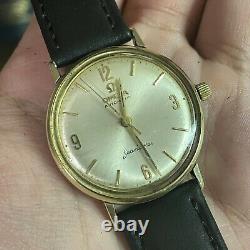 Omega Seamaster Arabic Numeral Gold Bezel on steel cal. 552 automatic