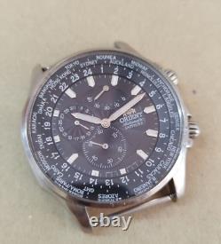 Rare Orient Executive World Time GMT with sapphire CEY04001B FOR PARTS. NOT WORK