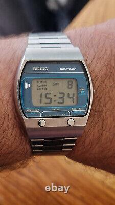 Rare Vintage Seiko A029-5020 Digital Quartz LC Watch japan 1978 is running