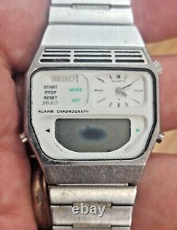 Rare Vintage Seiko h239-500B White Dial Ana-Digi Alarm Chrono Watch Japan 1981