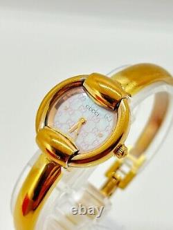 Read Gucci 1400L Watch Ladies Round Quartz Gold Pink Not tested For Parts