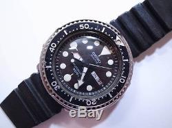 SEIKO Diver Professional 300M 7549-7010 Mens Wrist Watch Quartz Used Damaged F/S