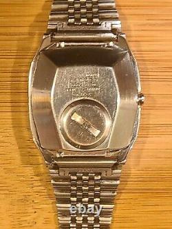 Seiko 0674-5000 Watch The Spy Who Loved Me James Bond for Parts Not Working
