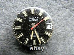 Stunning ZODIAC Seawolf AUTOMATIC 17J Date INCABLOC for PARTS/Repair GOOD Staff