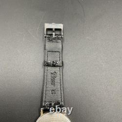 UNIVERSAL GENEVE E2035 Automatic Watch Non Working for Parts External Strap