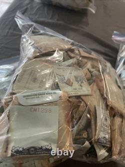 Vin NOS Lot Of 1400 Watch Parts Crystals Many Brands &sizes Hamilton Elgin #17