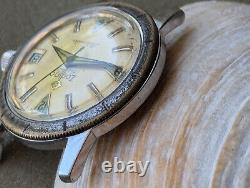 Vintage 1960's Zodiac Sea Wolf Diver withPatina, Signed Crown, Runs FOR PARTS/REPAIR