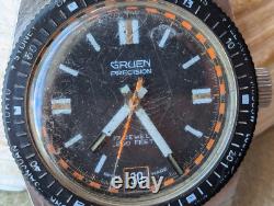 Vintage 1970's Gruen World Time All SS Diver with512 CA Mvmt, Runs FOR PARTS/REPAIR
