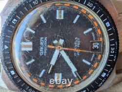 Vintage 1970's Gruen World Time All SS Diver with512 CA Mvmt, Runs FOR PARTS/REPAIR